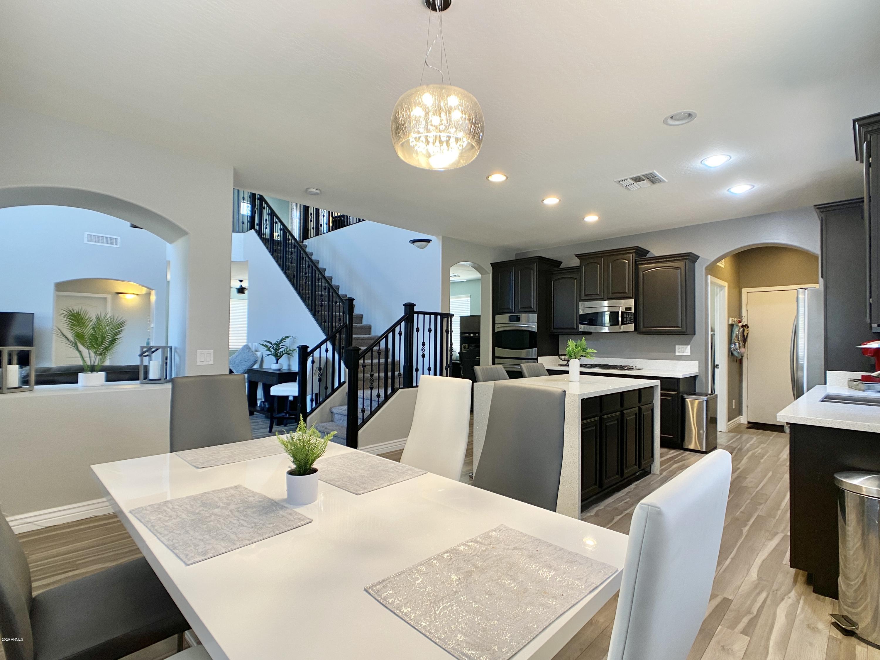 2530 East Ridge Creek Road Phoenix, AZ 85024 - Photo 9 of 53 IMG_4422