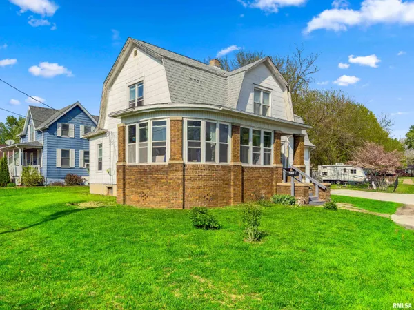 $74,000 | 389 South Ave A, Canton, IL 61520