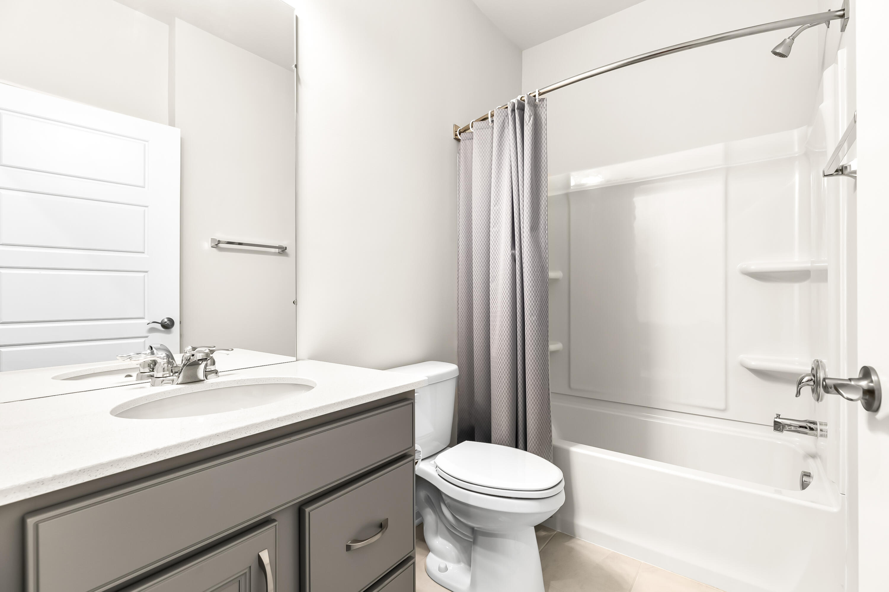 50015 Fowler Road Canton, MI 48188 - Photo 13 of 50 09-9.Bathroom