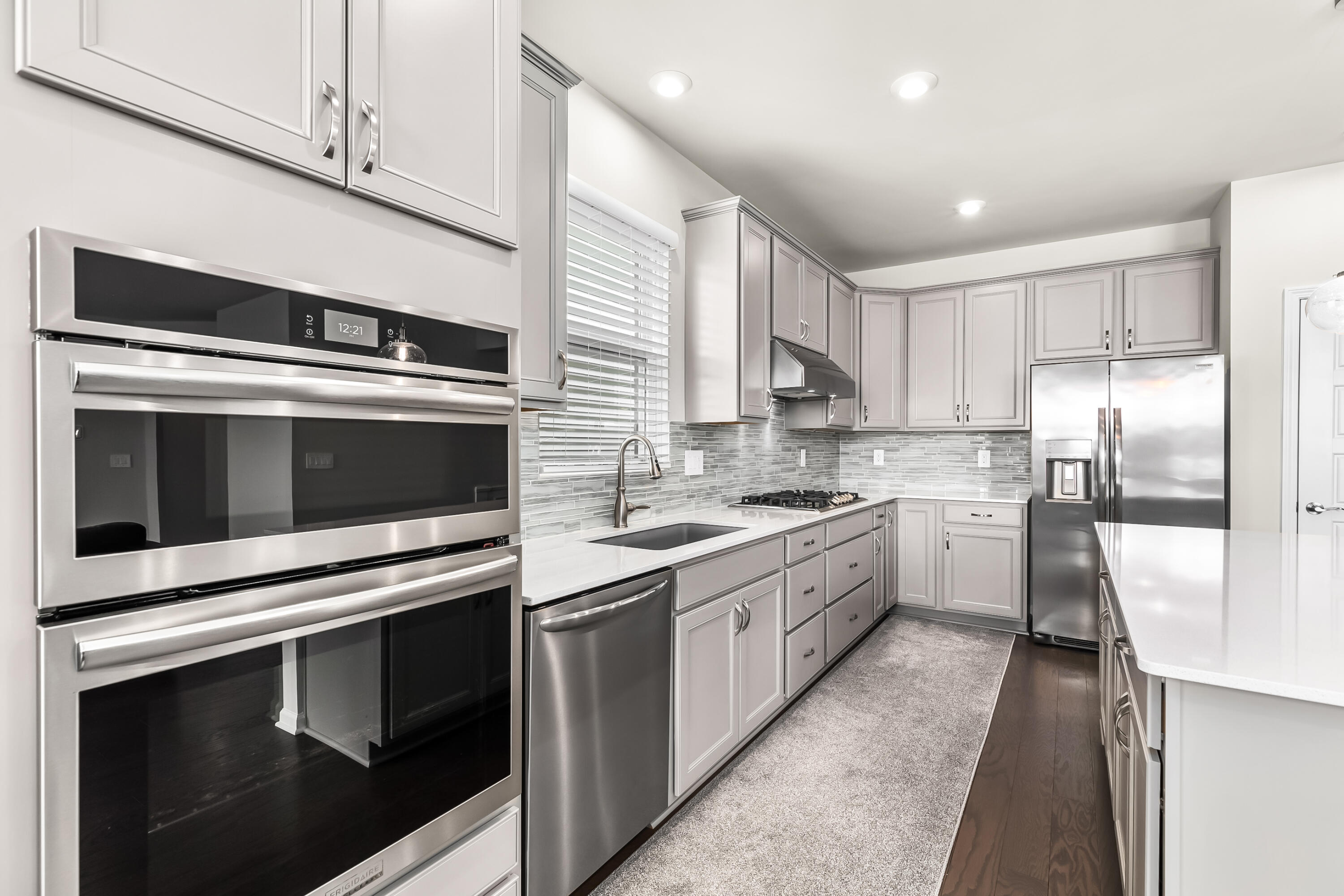 50015 Fowler Road Canton, MI 48188 - Photo 18 of 50 14-14.Kitchen