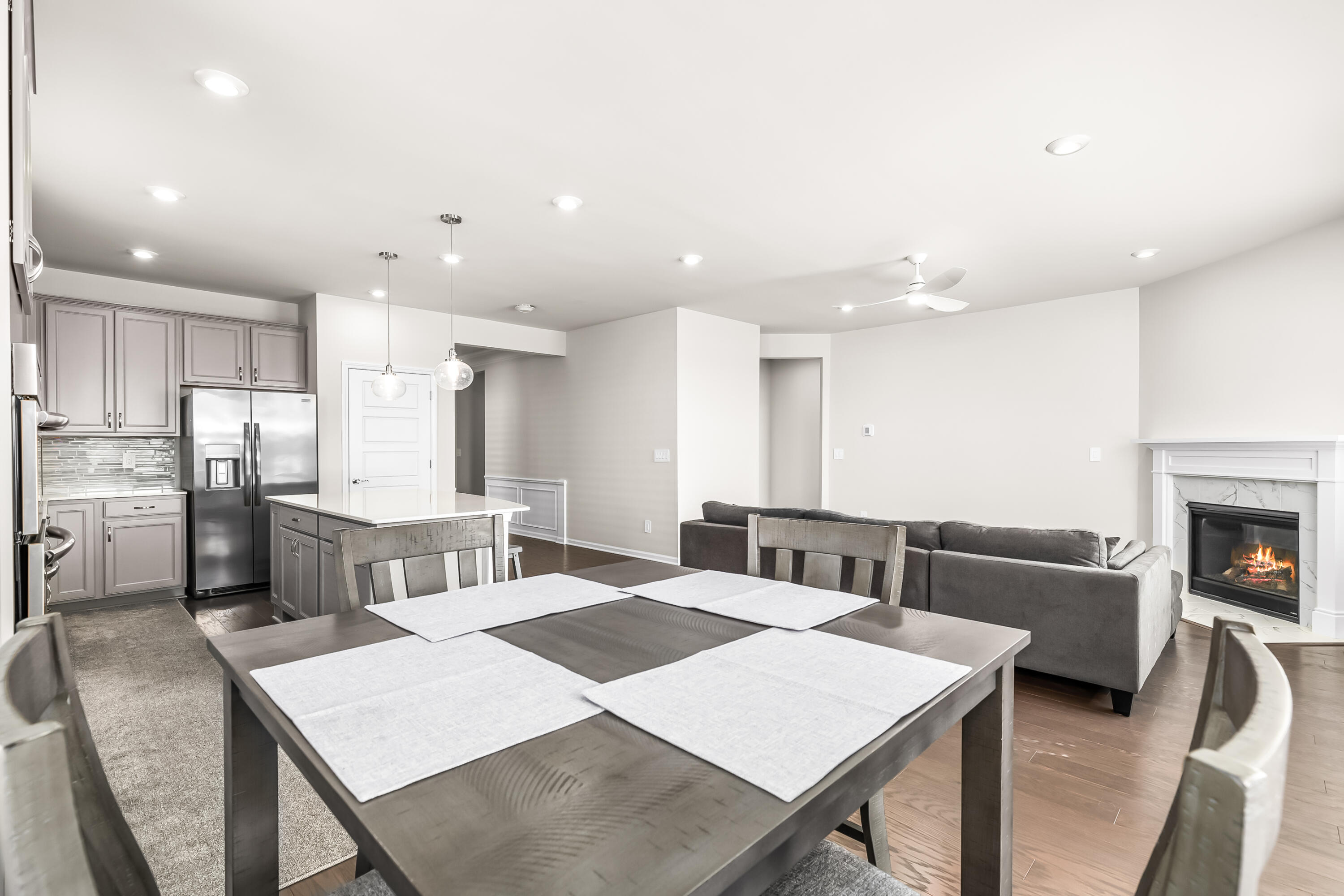 50015 Fowler Road Canton, MI 48188 - Photo 22 of 50 18-18.Dining