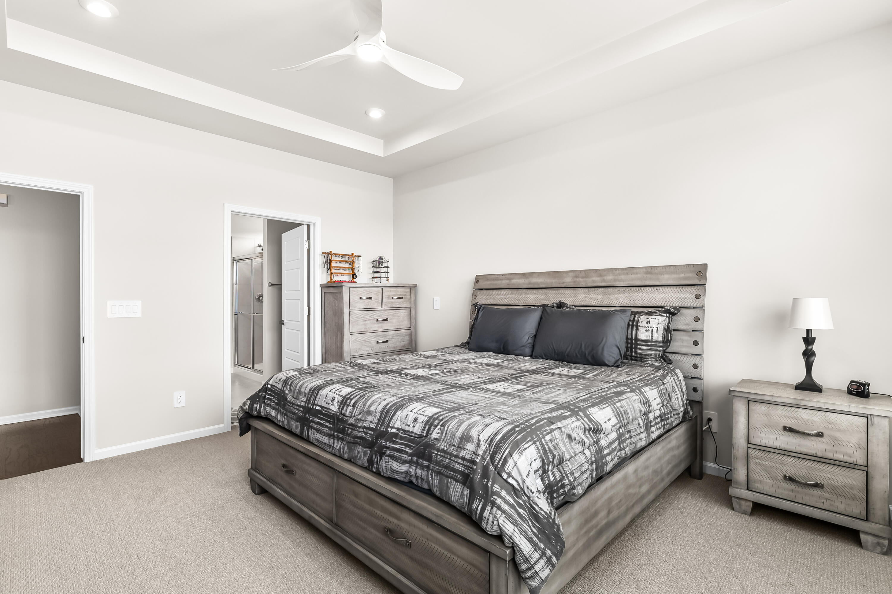50015 Fowler Road Canton, MI 48188 - Photo 29 of 50 25-25.PrimaryBedroom