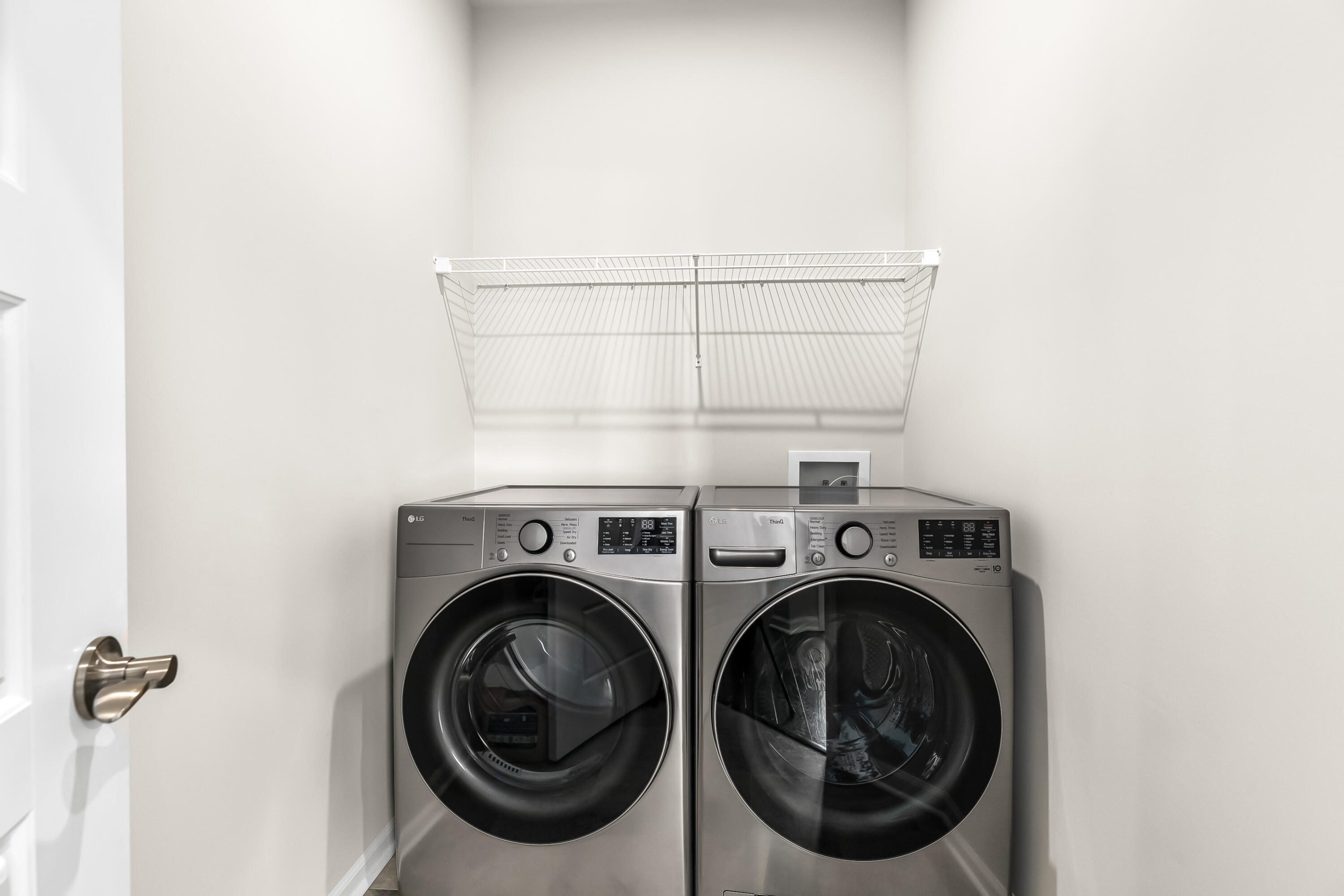 50015 Fowler Road Canton, MI 48188 - Photo 33 of 50 29-29.Laundry
