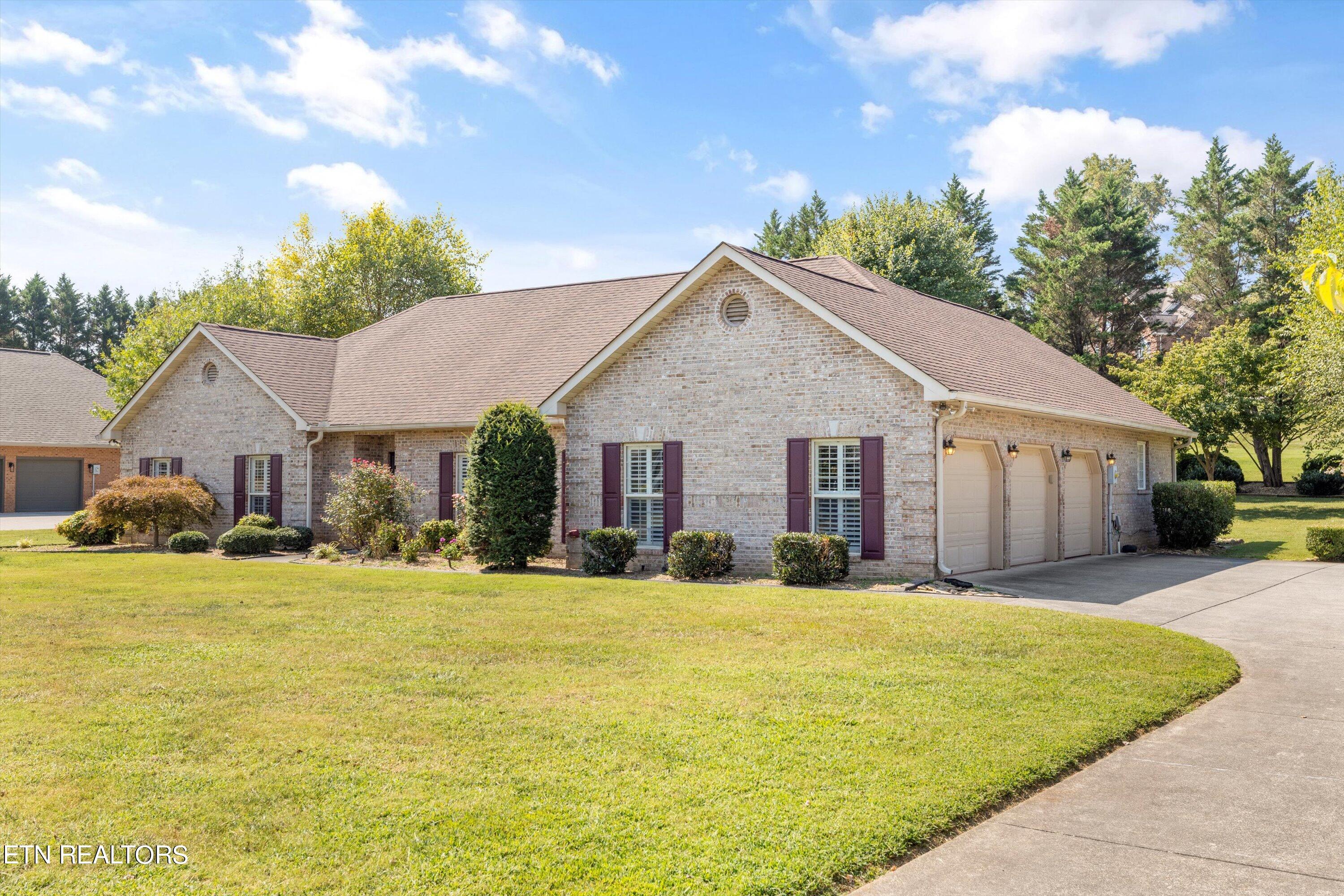 2681 Creekstone Circle Maryville, TN 37804 - Photo 3 of 47 03-2681CreekstoneCir-37