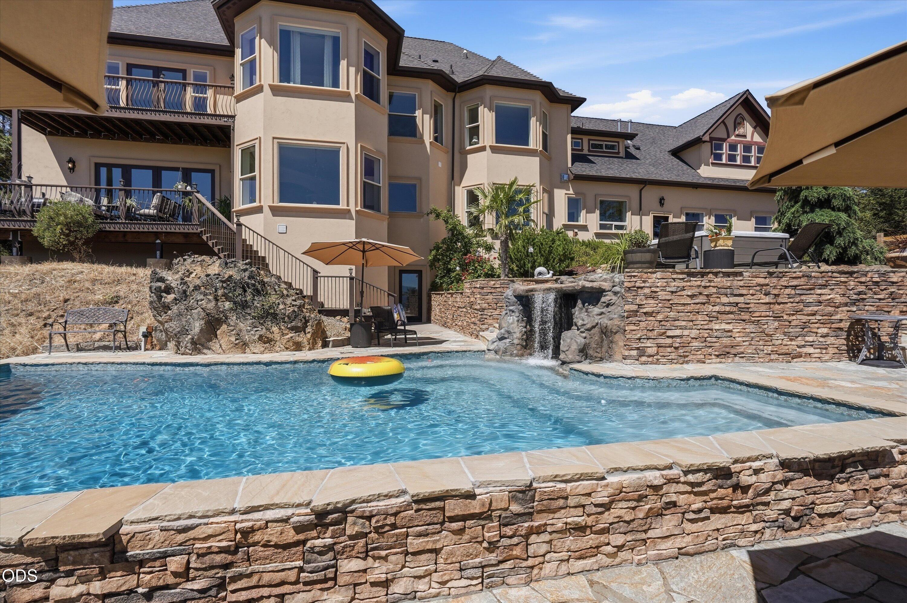 15202 Richards Way Eagle Point, OR 97524 - Photo 112 of 129