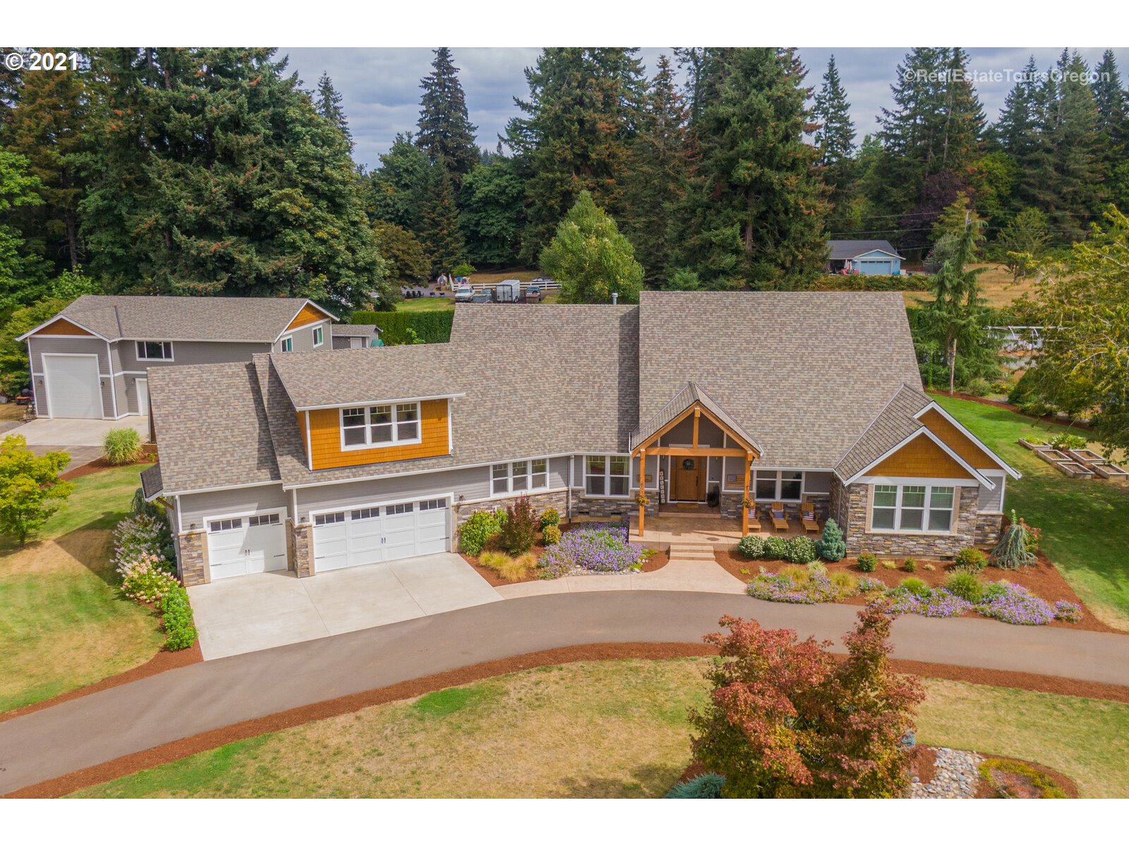 34321 Southeast Compton Road Boring, OR 97009 - Photo 31 of 32 an aerial view of residential houses with yard and trees