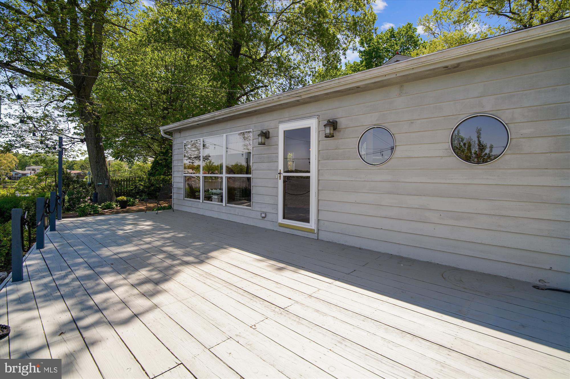 844 Riverside Drive Pasadena, MD 21122 - Photo 27 of 53 Deck