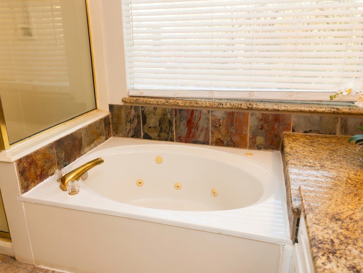 15922 Cutten Road Houston, TX 77070 - Photo 10 of 21