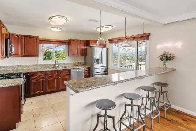 $1,395,000 | 4258 Summit Drive, La Mesa, CA 91941