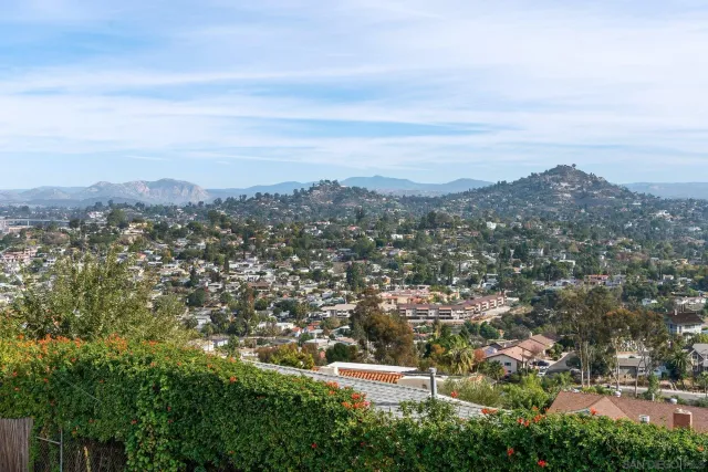 $1,395,000 | 4258 Summit Drive, La Mesa, CA 91941