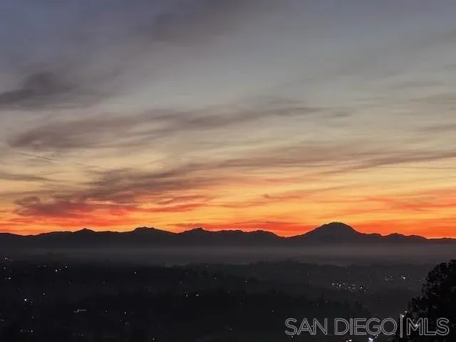 $1,395,000 | 4258 Summit Drive, La Mesa, CA 91941