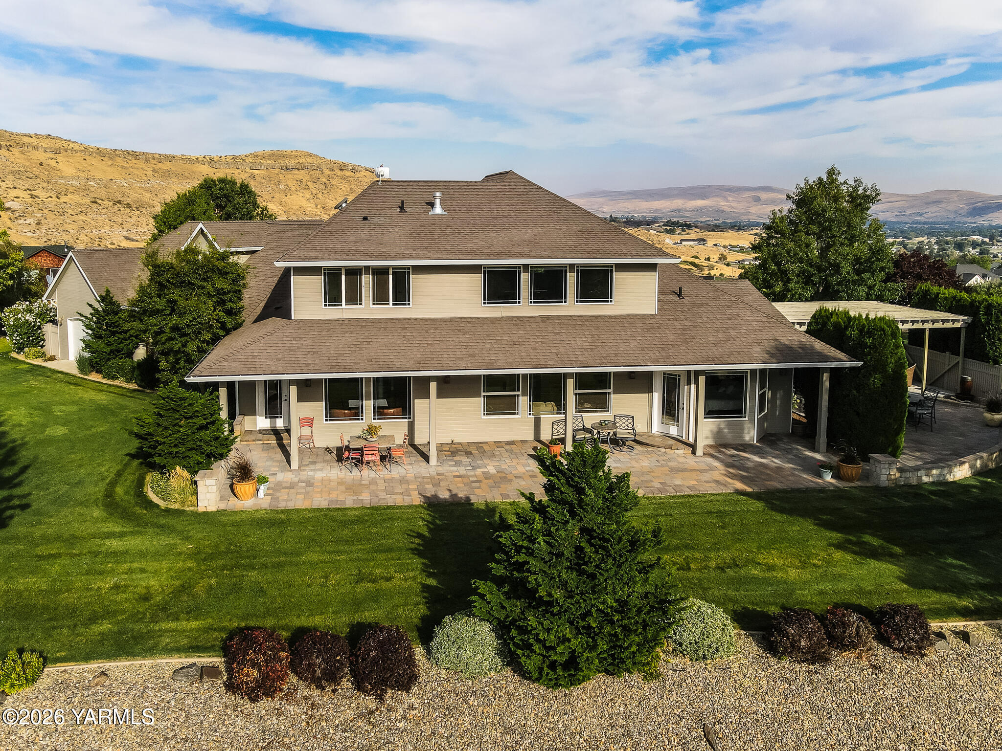 600 Selah Ridge Drive Selah, WA 98942 - Photo 53 of 57 Mature Landscaping