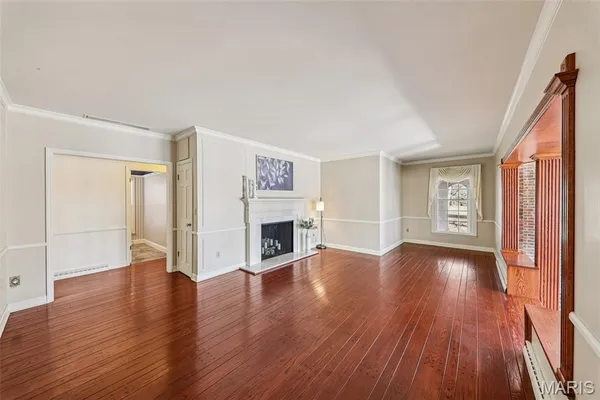 $595,000 | 18994 Country Club Lane, Carlinville, IL 62626