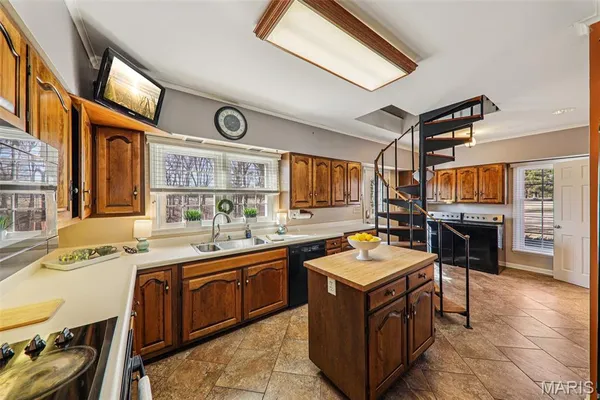 $595,000 | 18994 Country Club Lane, Carlinville, IL 62626