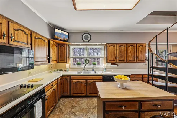 $595,000 | 18994 Country Club Lane, Carlinville, IL 62626
