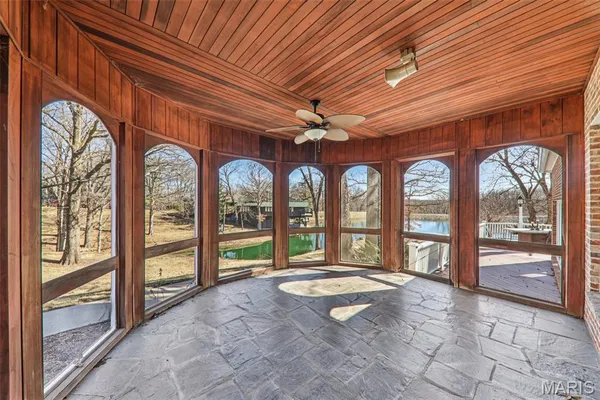 $595,000 | 18994 Country Club Lane, Carlinville, IL 62626