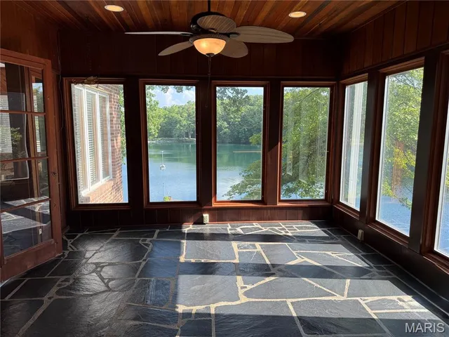 $595,000 | 18994 Country Club Lane, Carlinville, IL 62626