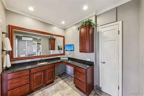 $595,000 | 18994 Country Club Lane, Carlinville, IL 62626