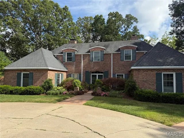 $595,000 | 18994 Country Club Lane, Carlinville, IL 62626