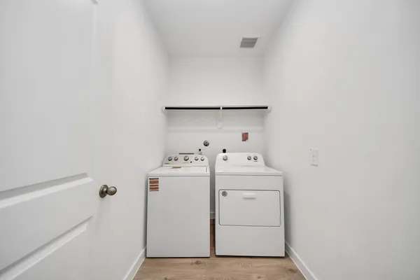 $2,490 | 7811 Bel Fiore Drive, Richmond, TX 77406