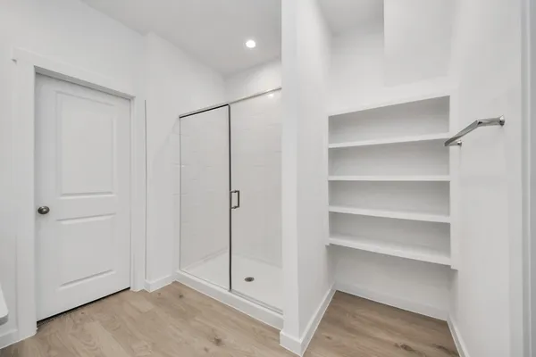 $2,490 | 7811 Bel Fiore Drive, Richmond, TX 77406