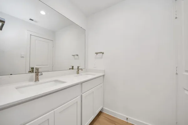 $2,490 | 7811 Bel Fiore Drive, Richmond, TX 77406