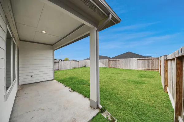 $2,490 | 7811 Bel Fiore Drive, Richmond, TX 77406