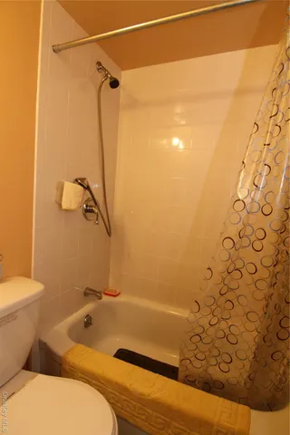 $98,000 | 3155 Lexington Avenue, Unit 18AB, Mohegan Lake, NY 10547