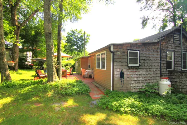 $98,000 | 3155 Lexington Avenue, Unit 18AB, Mohegan Lake, NY 10547
