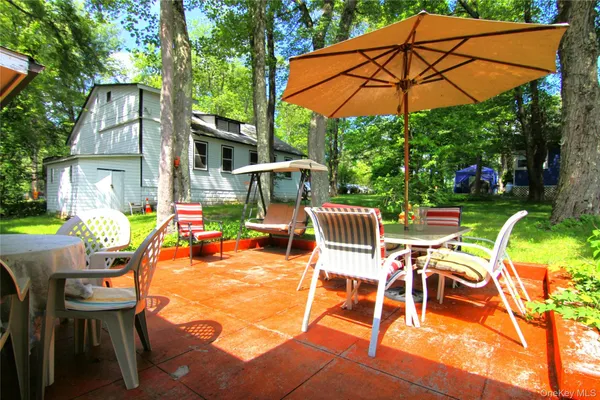 $98,000 | 3155 Lexington Avenue, Unit 18AB, Mohegan Lake, NY 10547