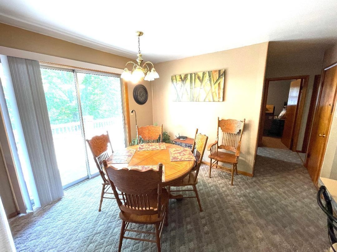 2066 Ross Road Centralia, IL 62801 - Photo 7 of 17