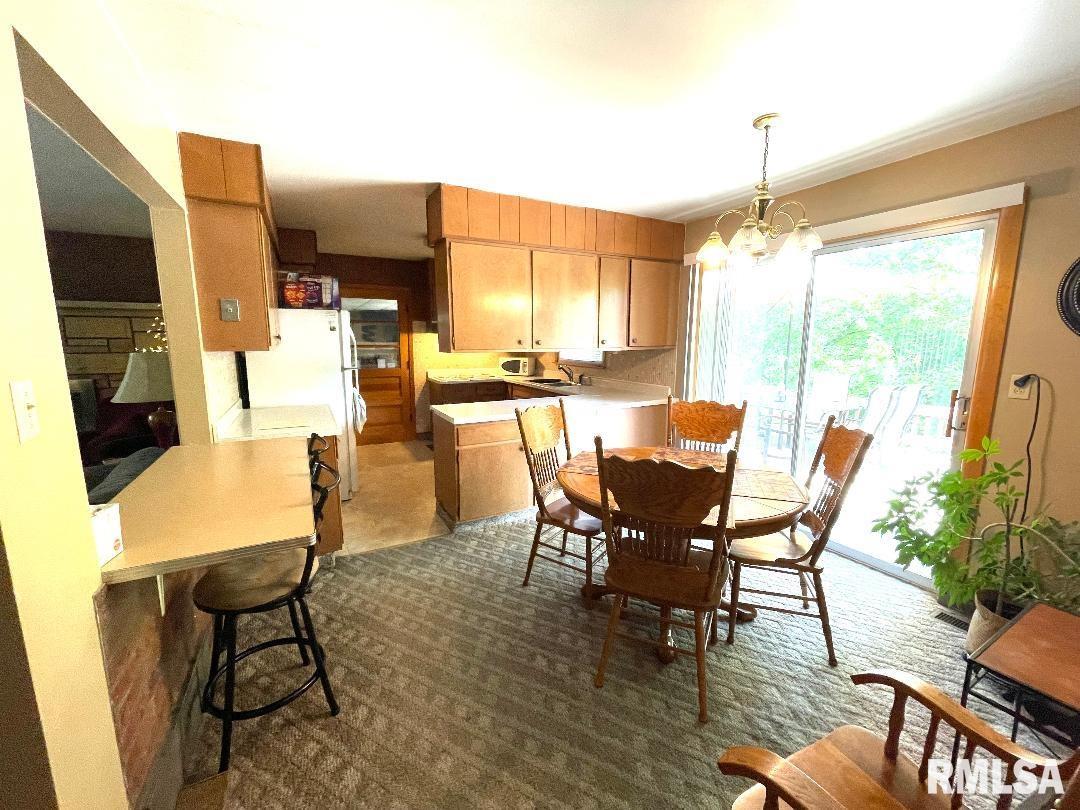 2066 Ross Road Centralia, IL 62801 - Photo 8 of 17