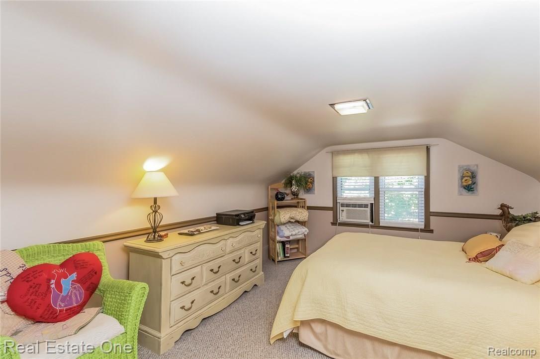 1435 East Gunn Road Rochester, MI 48306 - Photo 28 of 49 026-Bedroom-2058801-medium.jpg
