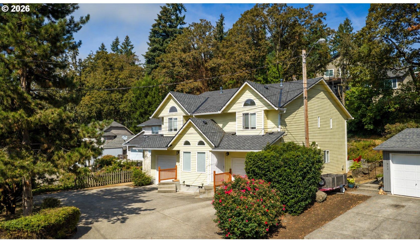 17920 Oatfield Road Gladstone, OR 97027 - Photo 2 of 7 Gallery Image 2