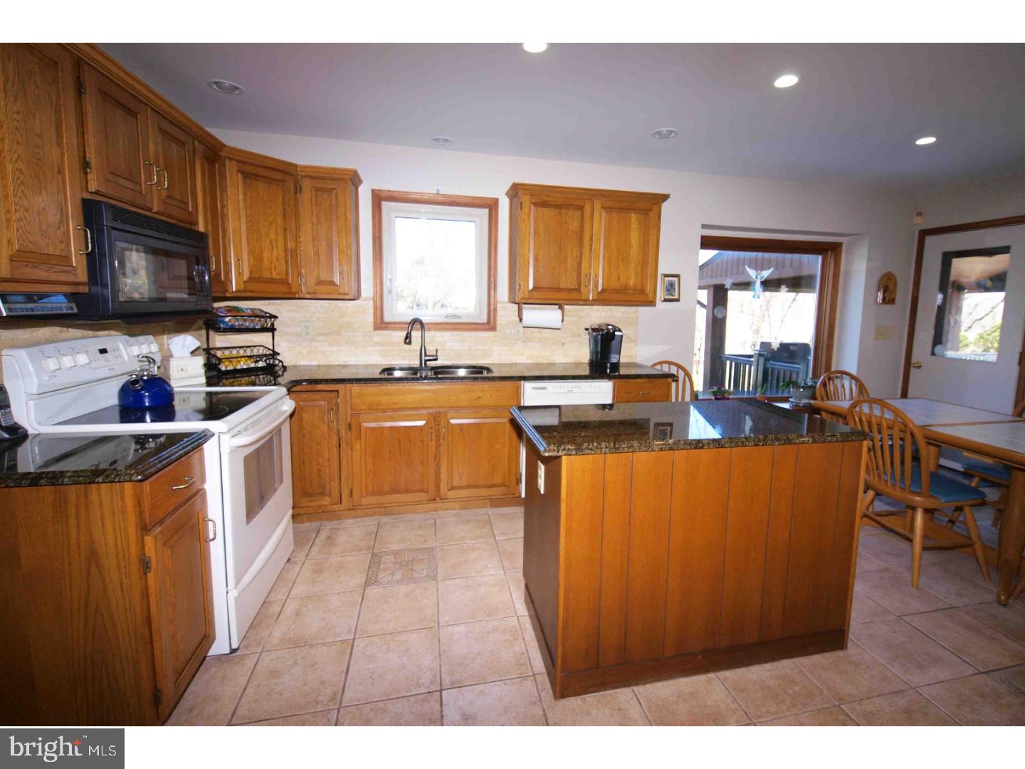 1821 Valley Forge Road Allentown, PA 18104 - Photo 5 of 24 Kitchen