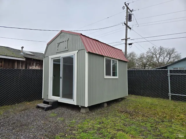 $325,000 | 21552 Eva Clair Street, Willits, CA 95490