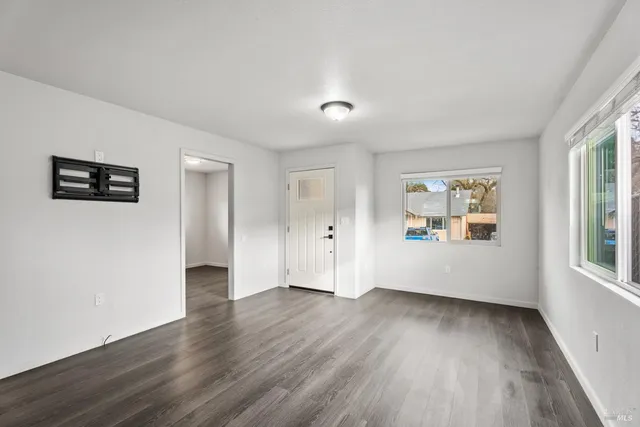 $325,000 | 21552 Eva Clair Street, Willits, CA 95490