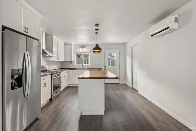 $325,000 | 21552 Eva Clair Street, Willits, CA 95490