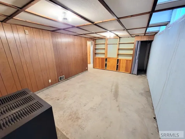 $325,000 | 967 South Woodruff Avenue, Idaho Falls, ID 83404