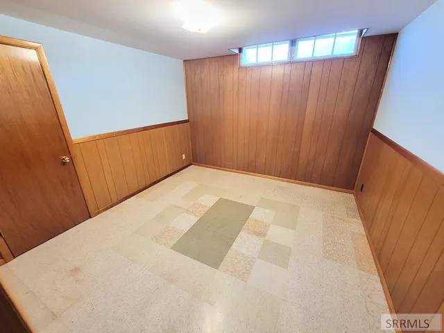 $325,000 | 967 South Woodruff Avenue, Idaho Falls, ID 83404