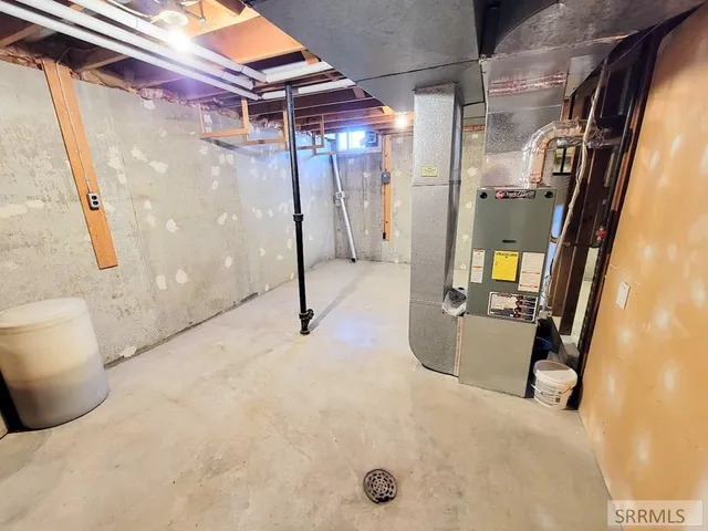 $325,000 | 967 South Woodruff Avenue, Idaho Falls, ID 83404