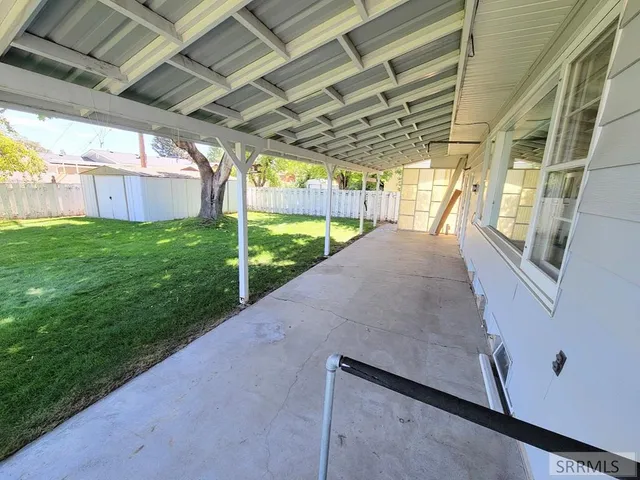 $325,000 | 967 South Woodruff Avenue, Idaho Falls, ID 83404