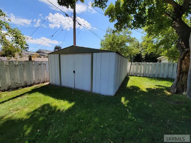$325,000 | 967 South Woodruff Avenue, Idaho Falls, ID 83404
