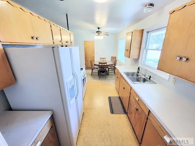 $325,000 | 967 South Woodruff Avenue, Idaho Falls, ID 83404