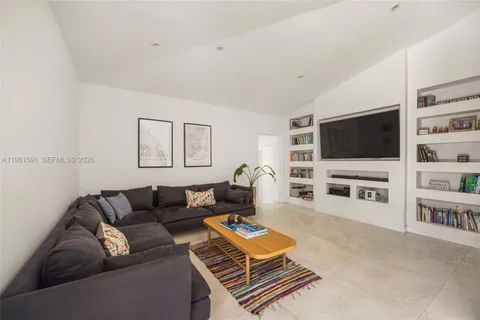 $4,190,000 | 1101 Coral Way, Coral Gables, FL 33134