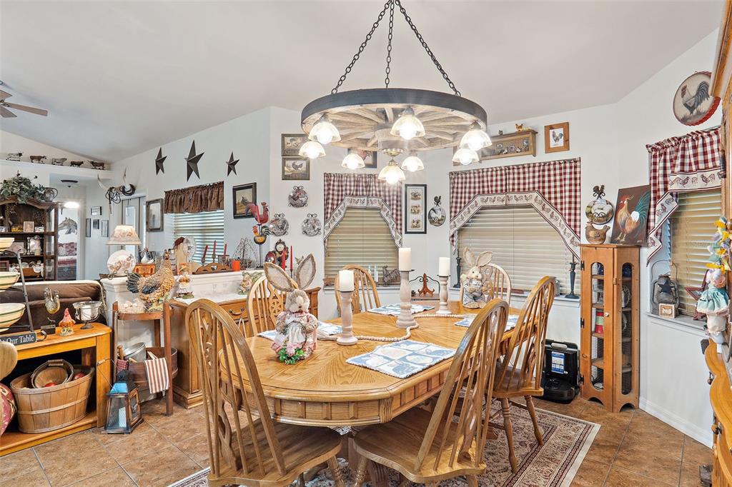 19355 Southwest 25th Place Dunnellon, FL 34431 - Photo 10 of 38 a view of a dining room with furniture