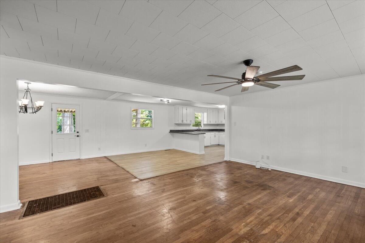 2657 Corinth Road LaFayette, GA 30728 - Photo 8 of 43 06-IMG_0038