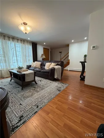 $2,695 | 114 Ayrault Drive, Amherst, NY 14228