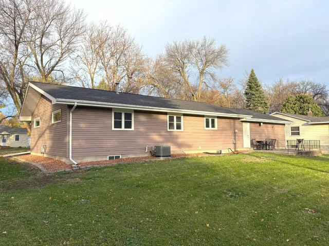 $255,000 | 1624 North 5th Street, Montevideo, MN 56265