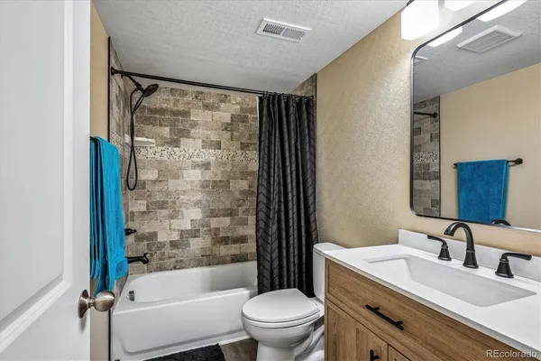 $675,000 | 24377 East Davies Place, Aurora, CO 80016